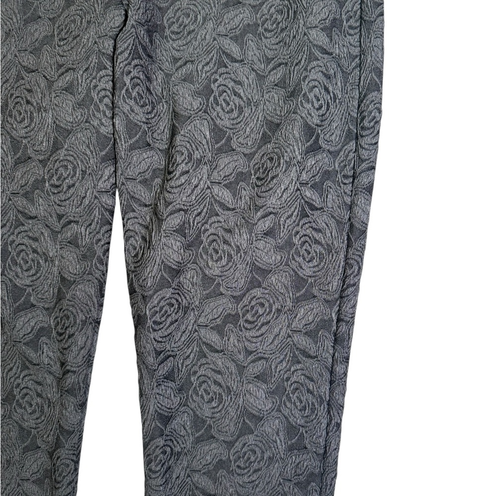 Black Floral-Textured Women's Slim Pants - Picture 2 of 5